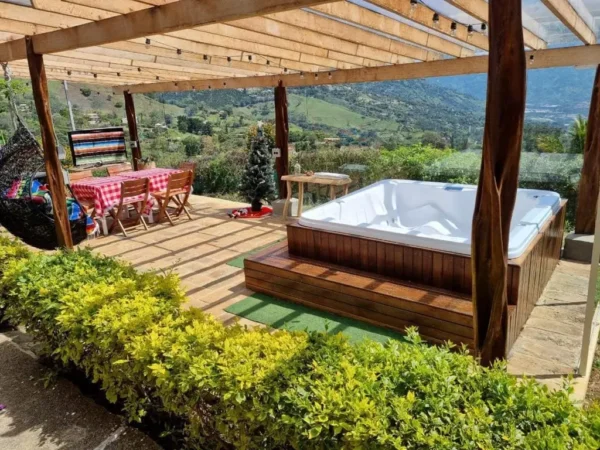 WhatsApp-Image-2025-08-30-at-17.58.29-_5_ (1)